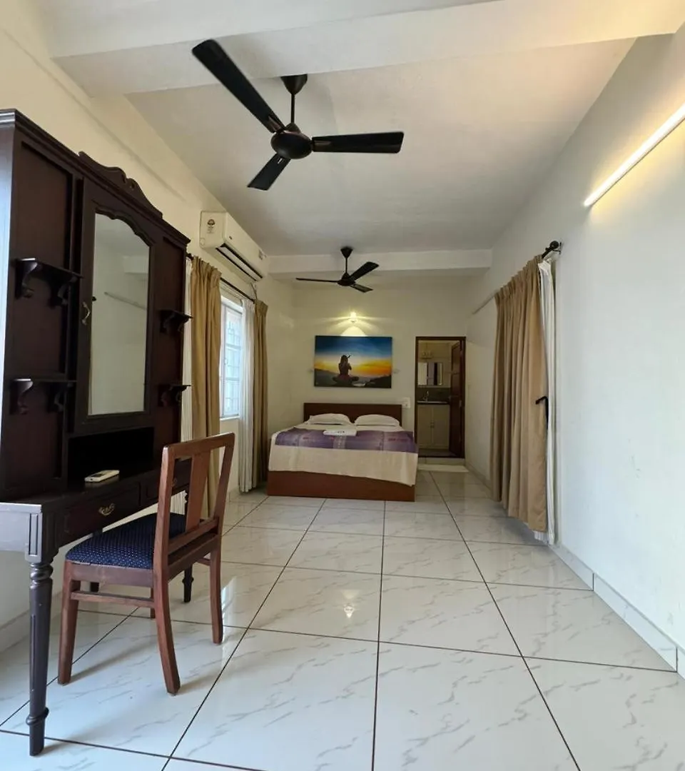 Lodge Aambal Residency Villa Kochi
